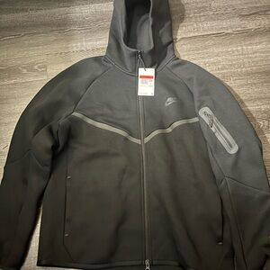Nike Men's Dark Gray Performance Jacket